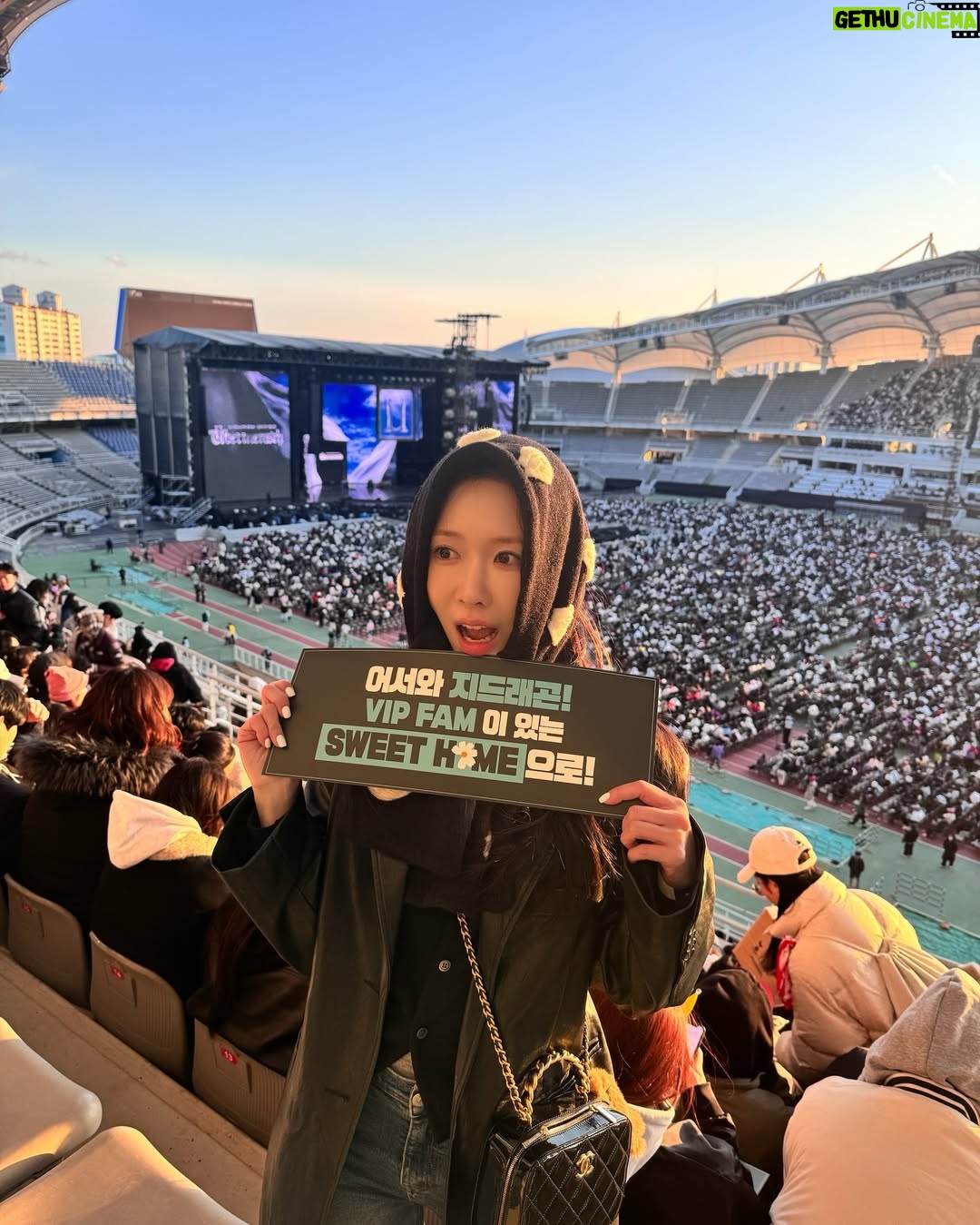 Cho Lee-hyeon - 9.8K Likes - vipėģ§ ė²ģØ 19ė
..š«¶š»š
ģ¢ģģė ģģ§ė§ ģ«ģ“ģė ģģ“ģš¤
ģ§ģ§ 8ė
ė§ģ ģ½ģķø ģ¤ķ ė§ė구ģ!!!!!!!!!!!!!!
ģ¶ģģ ė§ė°ź¾¼ ģģ§ ėŖ»ķ ģ½ģķø..ķė³µģ“ģė¤ć
ć
ź½ģ§ģ©š¹
#gd #gdragon #ģ§ė #vip ....š