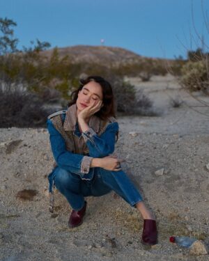 Christina Masterson Instagram - out of the blue

💙📷 @brandonharman