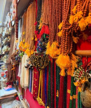 Chum Darang Instagram - Love and light to all✨ 
Jai Pashupati Nath.