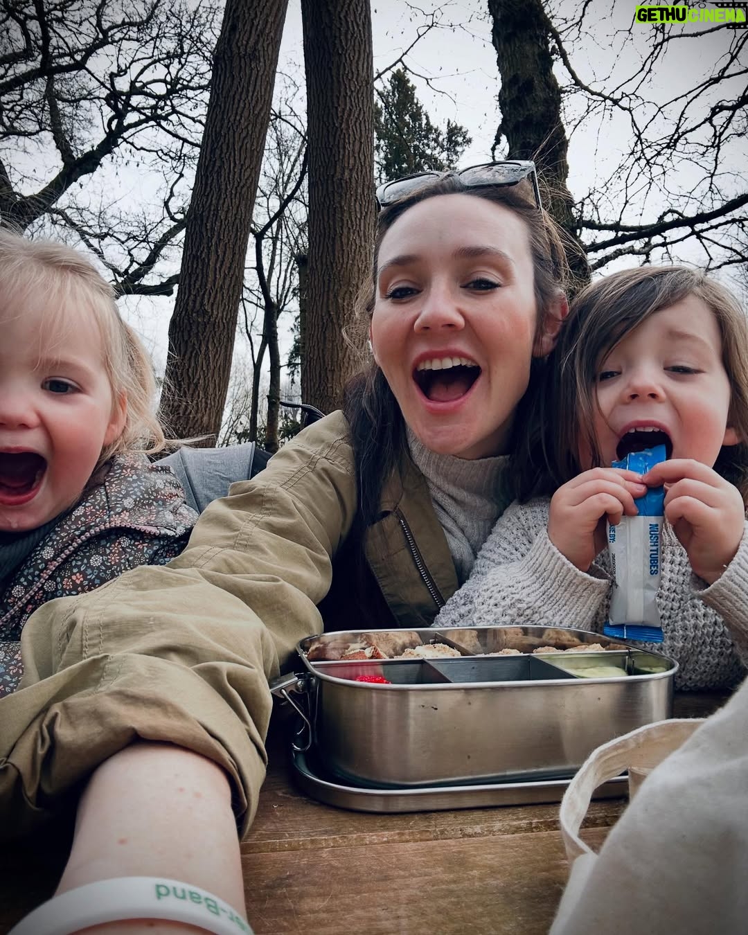 Claire Cooper - 1.8K Likes - Happy Mother’s Day … I appreciate for many it’s a tough day 🙏
Finally I get to post…. I’m so proud of my extraordinarily quiet children… my artists, my little inquisitors, my trailblazers, my stargazers, My firecrackers, my tornadoes, my teachers … your hearts are so full of EVERYTHING I adore the rollercoaster…you blow my mind everyday..
I’m exhausted in moments but I’m so whole … I never take a moment for granted .. thank you for choosing me .. god, I’m so madly deeply in love with you my little loves ❤️
#mothersday