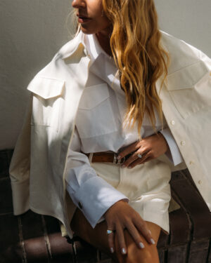 Cloudy Zackrocki Instagram - 💥 OUT NOW 💥
The new @cloudy X Seidensticker Drop – a tribute to the free-spirited vibes of the '70s! 
This collection is all about freedom, self-expression, and effortless style. Inspired by the iconic fashion of the decade, we’ve reimagined flowy silhouettes, chic yet comfy fits, and timeless prints to bring that ultimate summer feeling to life.
This drop includes pants and a dress, alongside breezy shirts and versatile pieces that move with you – whether you're strolling through the city or dancing into the sunset. 

The Collection is now available on www.seidensticker.com – limited availability, size inclusive, worldwide shipping. 

#CloudyXSeidensticker #BohoVibes #SummerStyle #SeventiesRevival #EffortlessChic

Talent: @cloudy_z
Fotograf: @moiseymb
Videograf: @victoriacliffe.films
Styling: @cloudy
Hair & MakeUp: @kifftits
Creative Production: @dodo.doesit