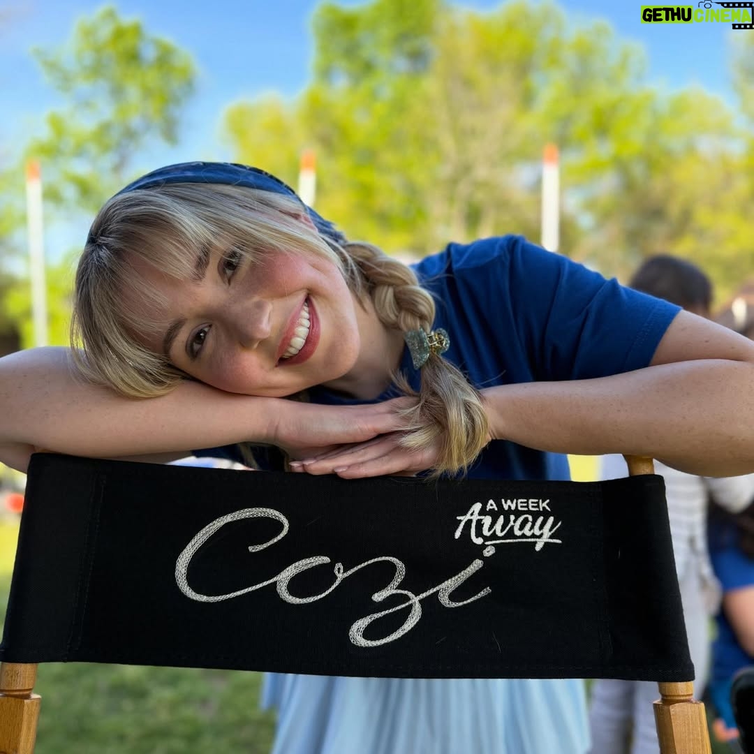 Cozi Zuehlsdorff - 5.4K Likes - catās finally, truuuuuly outta the bag :):) acting/writing/producing. On a show with a message I believe in with all my heart. Thank you Jesus. @monarchmedia_official