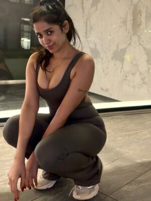 Crazy gamete Instagram - Super comfy and stylish jumpsuit from @brabic__official 
Use my code to get the discount - Crazy20 
.
.
.
.
.
.
.
.
.
#feed #explore #loveit #instadaily #instahits #jumpsuit #fashiongram #sport