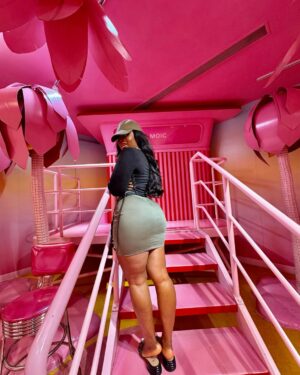 Cynthia Nwadiora Instagram - Dear Singapore, you stole my heart 💕
•
•
•
@marvgallup_travelsandtours