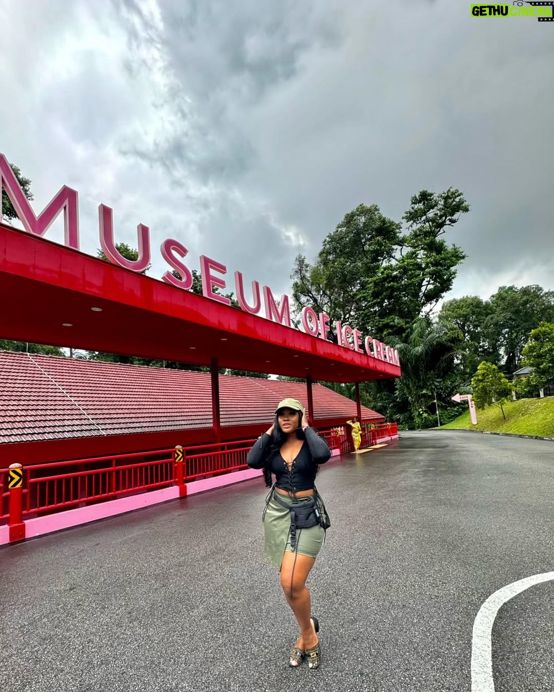 Cynthia Nwadiora - 134.8K Likes - Dear Singapore, you stole my heart 💕
•
•
•
@marvgallup_travelsandtours