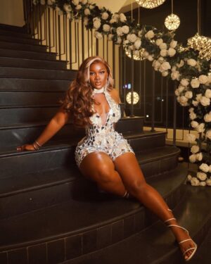 Cynthia Nwadiora Instagram - It’s time to party with the Star of the Season! Bring your shades because this shine fit blind you ooo🤭

PARTY WITH CEEC!! 💃💃

Outfit: @ericamoorebrand 

Hair: @cassie_hair 

Makeup: @didysignature 

Photography by the best : @thelagospaparazzi 

Hair styled by : @ivys_place_ 

Shoes : @renecaovilla

Accessories: @thelittstore 

#Ceec
#bbnaija 
#bbnaijaallstars