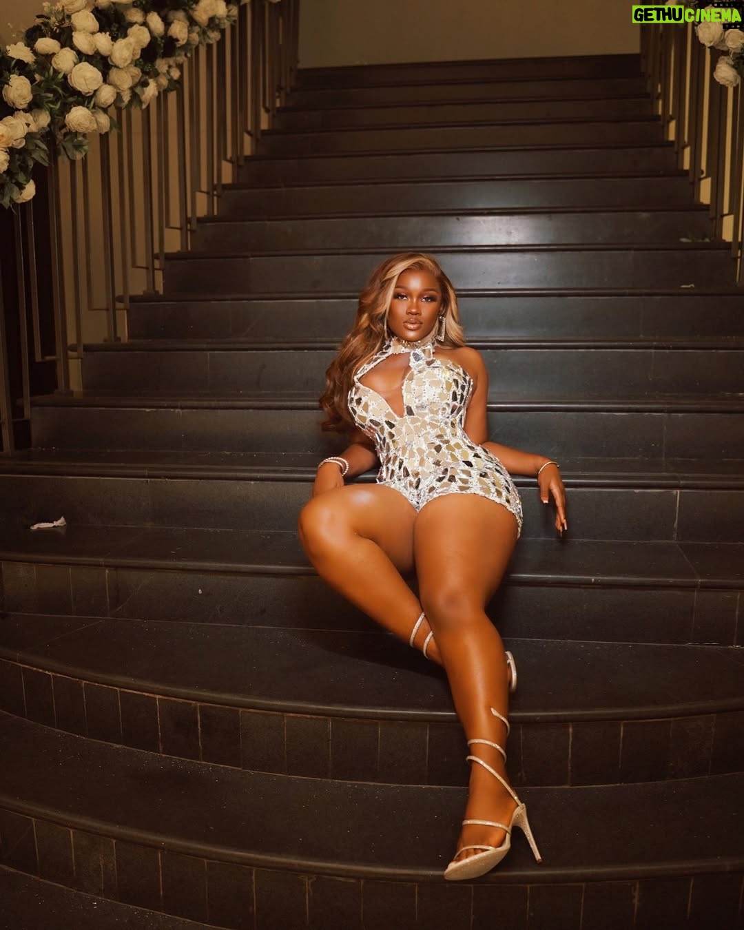 Cynthia Nwadiora - 99.3K Likes - It’s time to party with the Star of the Season! Bring your shades because this shine fit blind you ooo🤭
PARTY WITH CEEC!! 💃💃
Outfit: @ericamoorebrand
Hair: @cassie_hair
Makeup: @didysignature
Photography by the best : @thelagospaparazzi
Hair styled by : @ivys_place_
Shoes : @renecaovilla
Accessories: @thelittstore
#Ceec
#bbnaija
#bbnaijaallstars