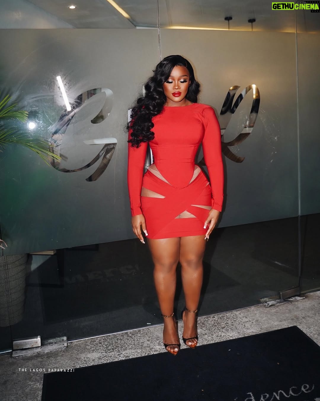 Cynthia Nwadiora - 67.5K Likes - That Girl!!
Whaaaat?!!!!!
No no no we don’t deserve You Ceec!!
They don’t deserve you!🥹❤️🔥🔥
Hair: @cassie_hair
Photography: @thelagospaparazzi
Outfit: @amyaghomi
Makeup: @didysignature
#CeeC
#BbNaija
#BbNaijaAllStars