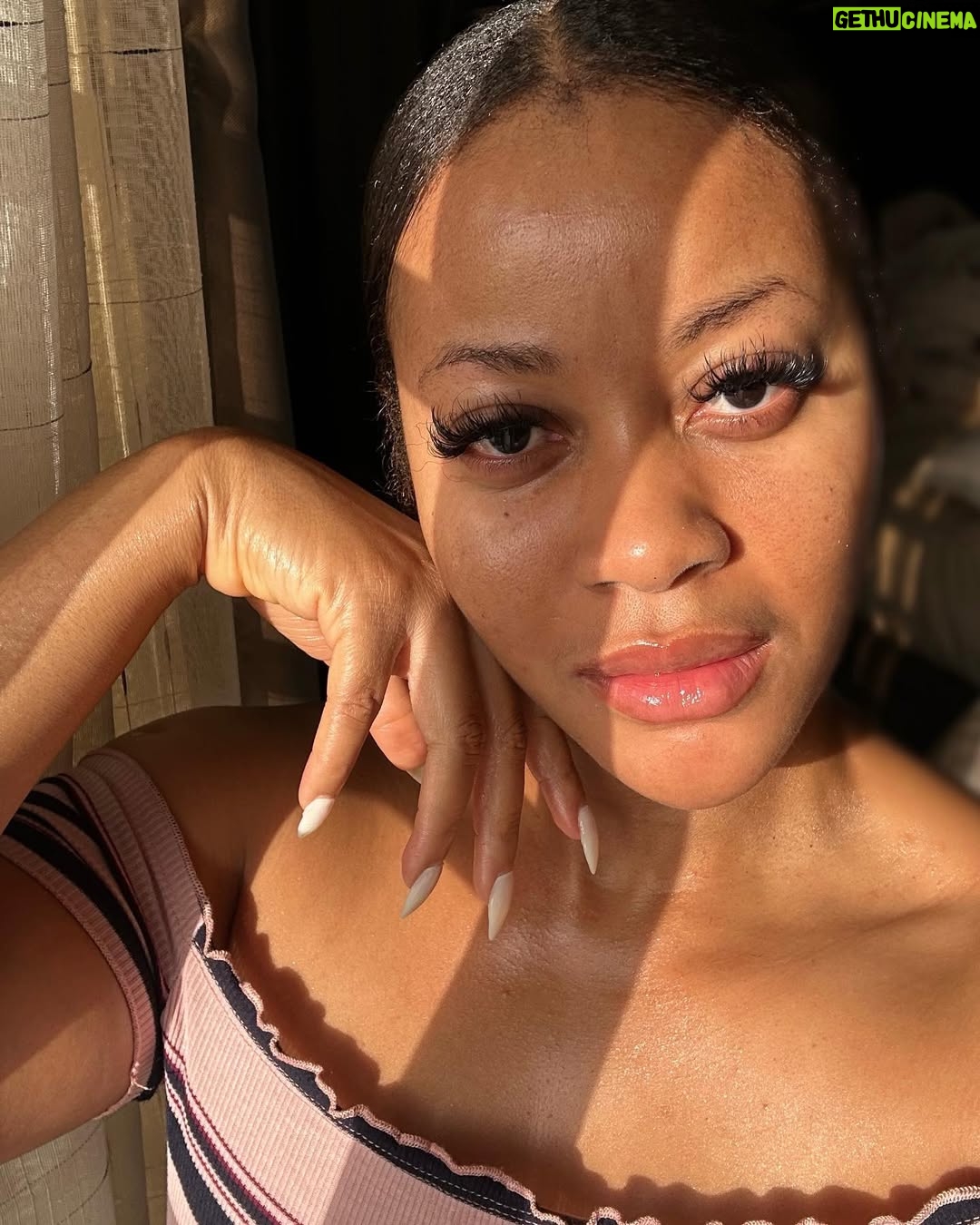 Damilola Adegbite - 46.2K Likes - Sun kissed morning 🌹
#nofilter