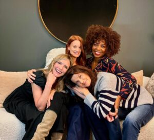 Daphne Zuniga Instagram - HAPPY BIRTHDAY VANESSA! You shine such a beautiful light from inside your soul. It’s in your work as an actor and I saw it again after all these years when we got together for the podcast! You’re so beautiful! Happy Birthday, continue to celebrate in the light and spread the light! @imvanessawilliams 💜🎉👑🥳🎂🩷 #goals
@stilltheplace #