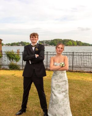 Darby Camp Instagram - Prom ‘25!!! #lastonebestone 

Dress: @dessygroup 
Hair: @lucci_aveda