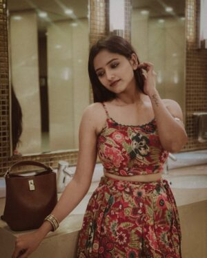 Darshini Gowda Instagram - 🌟