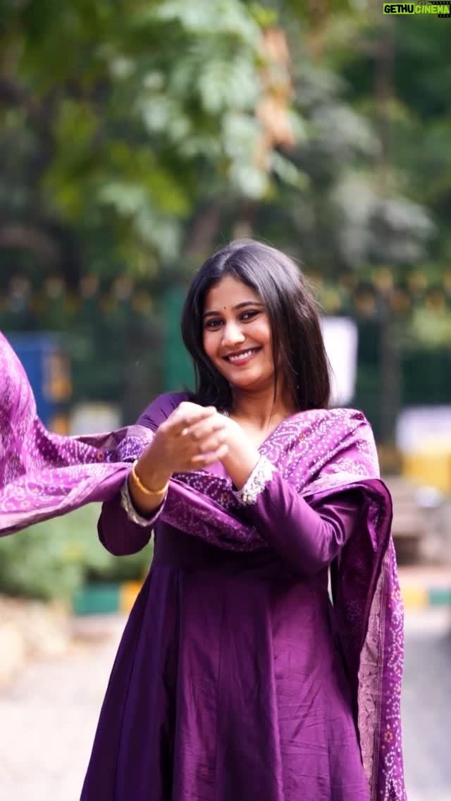 Deepika Gowda - 1.3K Likes - 🌸🌸🌸
Vc- @we_know_the_photography
#instagramreels
#trending
#makeitviral
#retro
#love