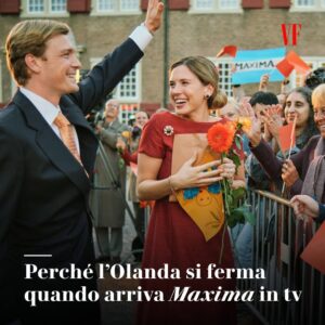 Delfina Chaves Instagram - Non sono solo i reali inglesi ad avere una vita da fic­tion: dopo il successo di The Crown, la prossima estate è previsto l’arrivo su Rai 1 della serie Maxima, ispirata alla vita di Máxima Zorreguieta, diventata regina d’Olanda dopo le nozze con Willem-Alexander d’Orange. 

La serie è stata presentata lo scorso aprile e sta battendo ogni record d’ascolto in Olanda, dove il 18 maggio andrà in onda il sesto e ultimo episodio.

A interpretare la storia intricata e affascinante della regina è Delfina Chaves (@delfichaves), 28 anni, nata a Buenos Aires, recita fin da quando era piccola. E sul set della serie anche lei ha incontrato il suo amore «casuale» proprio come Maxima. Il re d'Olanda infatti è interpretato da Martijn Lakemeier e i due adesso sono una coppia anche nella vita.

🔗L'intervista completa di @giusy_de_ceglia al link in bio e in edicola fino a martedì

#VFinedicola