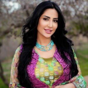 Delnya Mohammadi Instagram - بەرخە گیان🥹❤️
@jli_qadimi 
@brwaphotography 
@dekan_design_