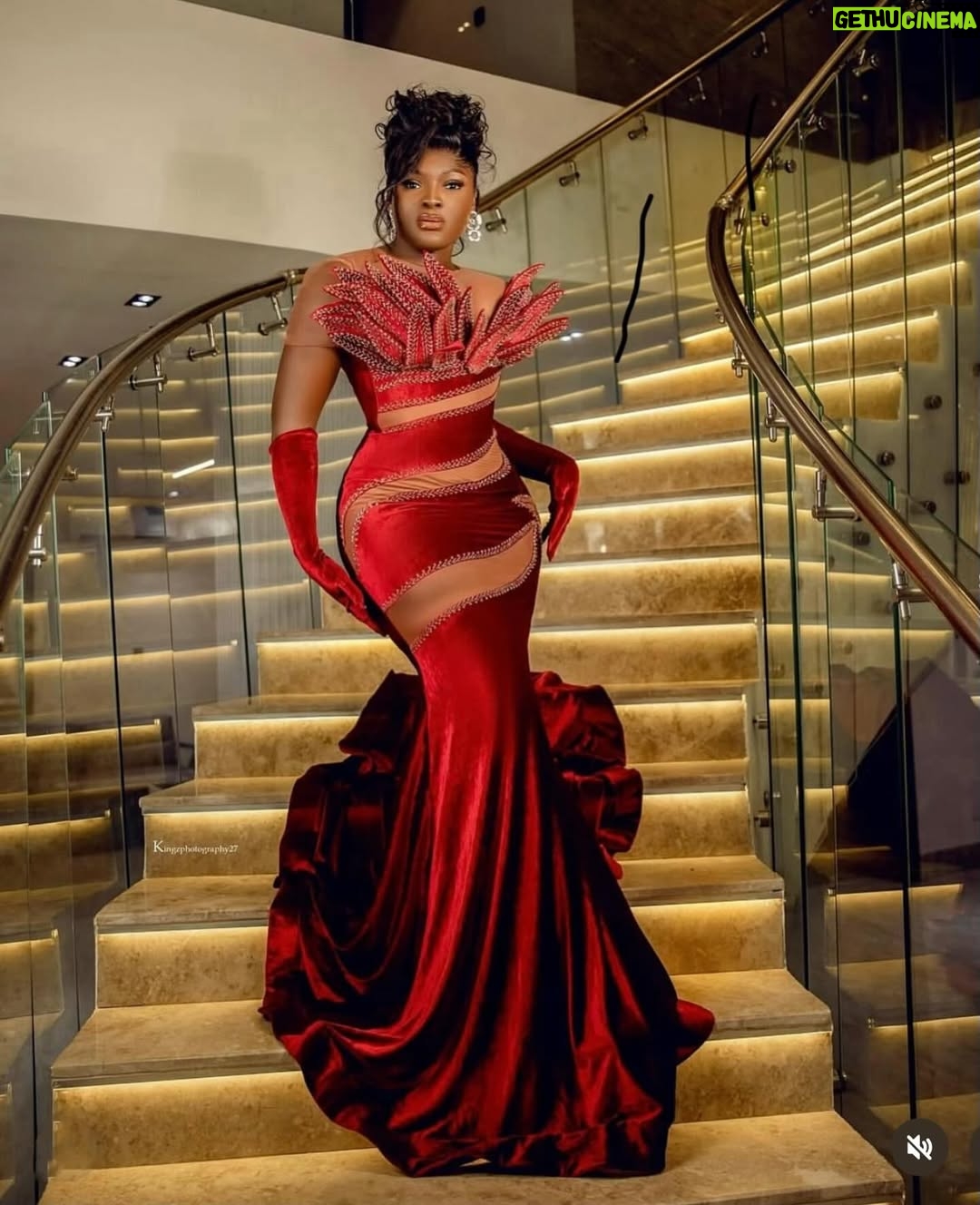 Destiny Etiko - 3 Likes - Sonaya NWA 😍✨😍✨😍✨
Ya Kpotuba 🔥 🔥
Happy blessed birthday to u NWAOMA @soniaogeneofficial ✨
You look absolutely stunning 🤩
Wishing you long life and prosperity with heavenly blessings 🙏❤️
More money 💰
Cheers 🥂 ✨