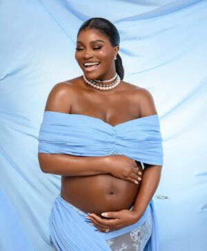 Destiny Etiko Instagram - THE BEST PICTURE ON THE INTERNET TODAY ❤️😍

Congratulations CHIZZY 💃 👏 

This is extremely beautiful 😍
@chizzyalichi