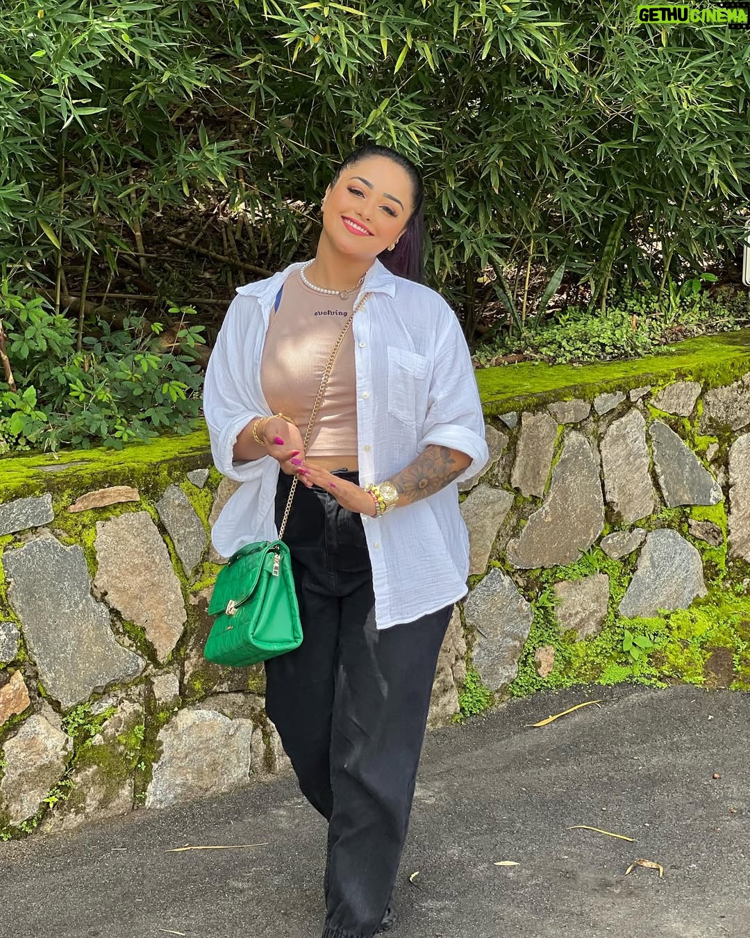 Dhanu shree - 19.9K Likes - Hated white once now slaying in it 😌
Location : @mountxanaduresort