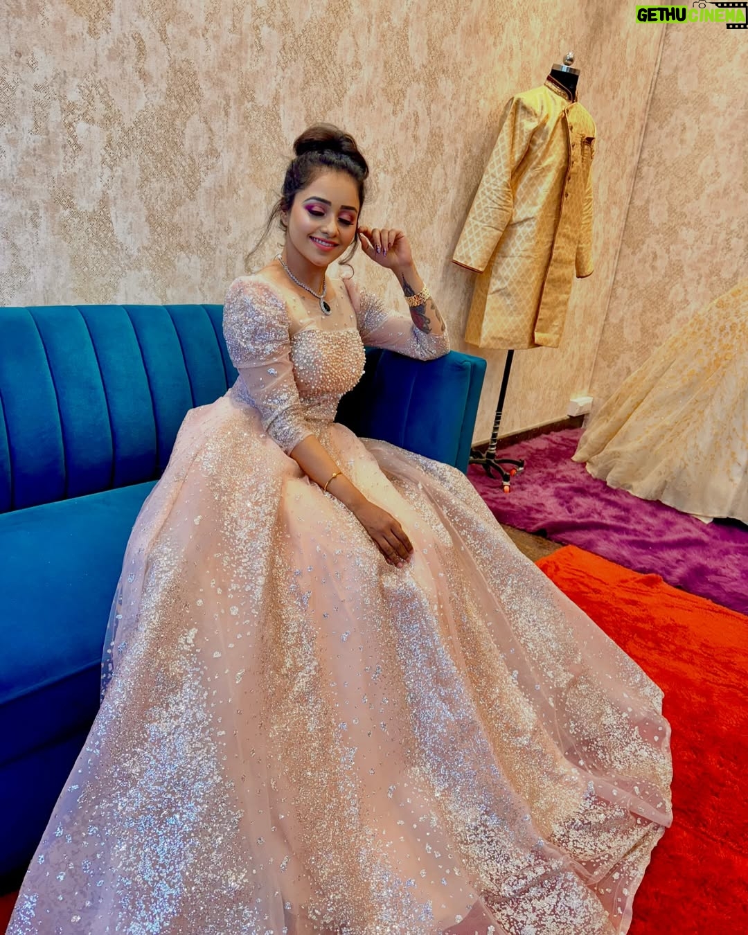Dhanu shree - 29.8K Likes - I’m the Barbie 🎀
Dress : @chandangowda_official 🥰
@rentyourlook_by_chandangowda 🥰