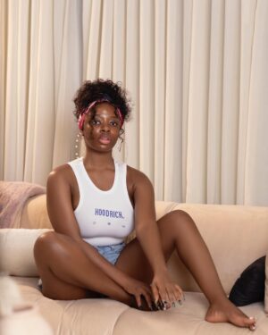 Diane Russet Instagram - Not aiming for perfection, striving towards authenticity.😊

I couldn’t decide which came first, so abeg don’t comment “last slide 😍” better like my first slide. 😩😂😘

Hey 2024!!!!!!! Let’s make this year beautiful ✨