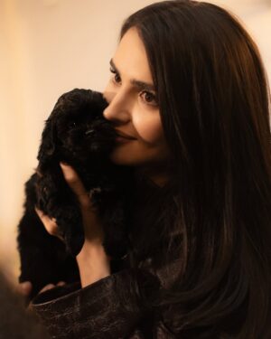 Dina Saeva Instagram - нико, добро пожаловать в семью! 🖤