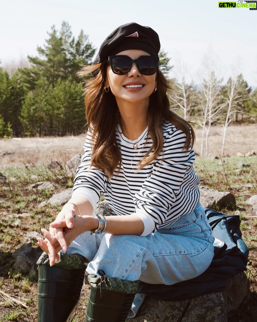 Dinara Satzhan - 18.4K Likes - Көктем🌷