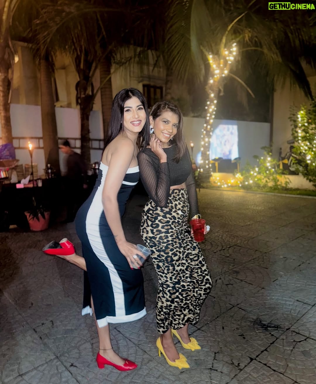 Divya Suresh - 3.7K Likes - It’s just me and my delulu bestie telling each other “exactly
@_serioushahaha_ 😗
.
.
.#DS #divyasuresh #besties #shruuuu