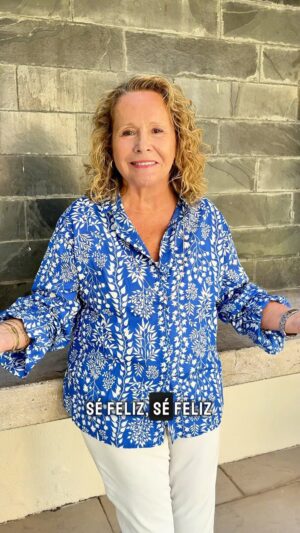 Eli de Caso Instagram - Hoy quiero compartir con ustedes una reflexión sobre la culpa, y entender que son pensamientos y creencias.

Cuéntame qué piensas al respecto.

Te dejo un abrazo cariñoso ❤️

#elidecaso #mujerchilena #chile #instachile