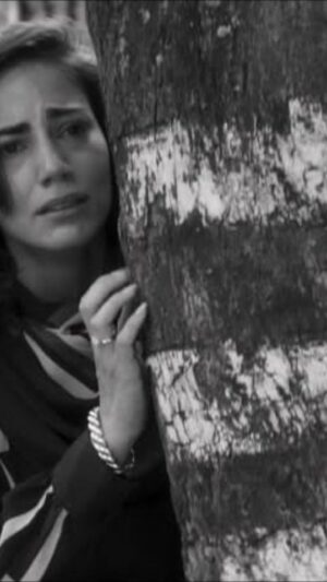 Elizabeth Minotta Instagram - Pronto compartiré más información sobre este taller de actuación que daré, con un método de análisis de textos dramáticos y de actuación que  he investigado y construido hace varios años como actriz, escritora, investigadora del género dramático y maestra de actuación.
Abrazos. 
#actuación  #actores