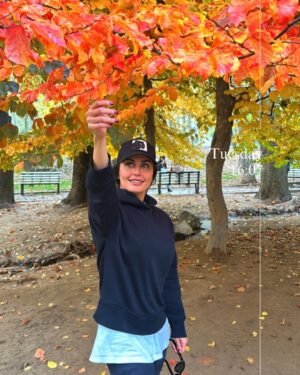 Elnaz Shakerdoost Instagram - پاییز🍁
تهران_۱۴۰۳
