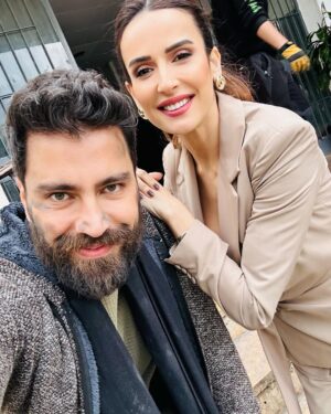 Elsa Zgheib Instagram - هيي نظرة وحدة بالمخفر بس الله بيعرف شو بدو يصير في لغيث المعتر !! 
@moatasemalnahar 

#nafas #مسلسل #دراما #mtv #shahid #dubai #dubaitv #ksa #lebanon #elsazgheib
