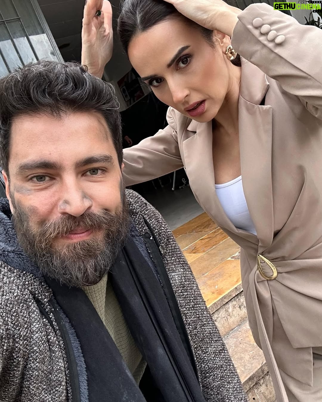 Elsa Zgheib - 32.8K Likes - هيي نظرة وحدة بالمخفر بس الله بيعرف شو بدو يصير في لغيث المعتر !!
@moatasemalnahar
#nafas #مسلسل #دراما #mtv #shahid #dubai #dubaitv #ksa #lebanon #elsazgheib
