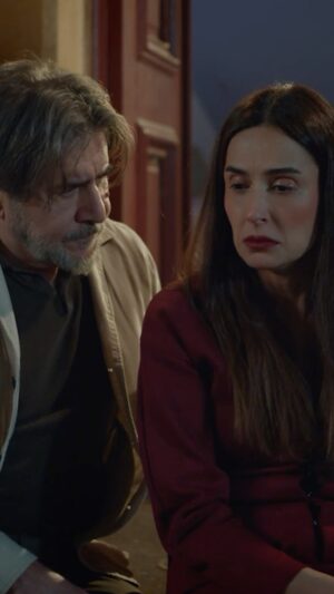 Elsa Zgheib Instagram - أنسي لمعالجة المصايب!؟
بتقولوا بيساعد ميرنا!؟
#نفس يُعرض طيلة شهر #رمضان المبارك على
@shahid.vod
@mtvlebanon
@dubaitv
@beindrama
@althaniatv

@abed.fahed
@moatasemalnahar
@daniellarahme
@elieelsemaan
@emasaied
@kamalbounassar
@sabbahlama
@ferasalomare
@borochadi
@dinanawfal 
@nasra.nour_makeup
@khaled.khalil.3
@bilal.m.hamza

#سيدرز_ارت #هلالنا_صبّاحي #رمضان2025
#cedarsart #ramadan2025 #nafas