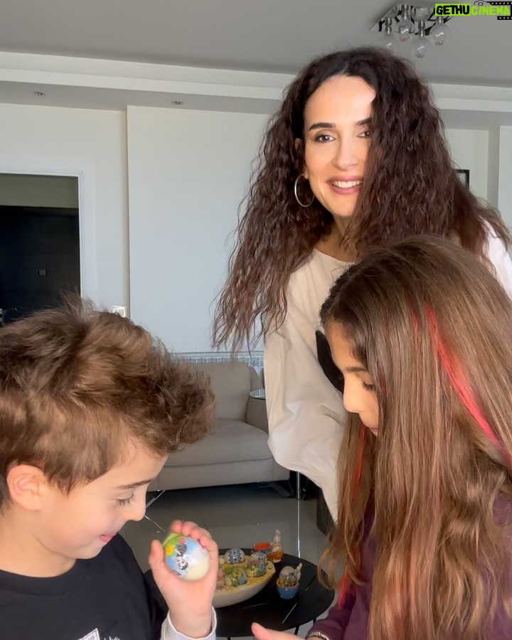 Elsa Zgheib - 5.6K Likes - Happy Easter from my little Family to you ❤️❤️
@riadfahed
@zoefahed
#elsazgheib #happyeaster #easteregg #family #blessed