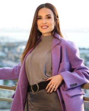 Elsa Zgheib Instagram - Happy Mother’s Day mamas ❤️❤️❤️
انو نحنا لازم يكون عنا كل يوم عيد !!! 

Styled by @charleyhachem 
Outfit @glowbeirut 
@leroyalbeirut 

#happymothersday❤️ #elsazgheib #momsday #strongwomen #womenempowerment