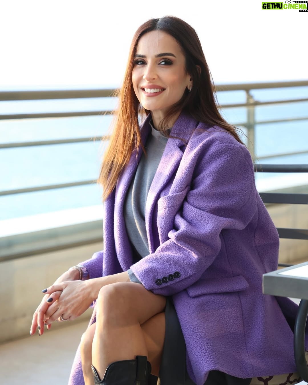 Elsa Zgheib - 7.1K Likes - Happy Mother’s Day mamas ❤️❤️❤️
انو نحنا لازم يكون عنا كل يوم عيد !!!
Styled by @charleyhachem
Outfit @glowbeirut
@leroyalbeirut
#happymothersday❤️ #elsazgheib #momsday #strongwomen #womenempowerment