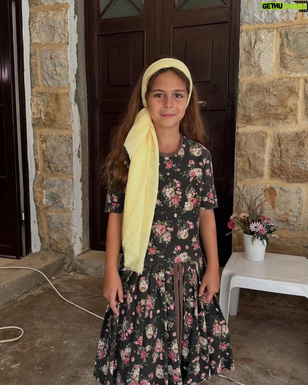 Elsa Zgheib - 4.8K Likes - My kids had the pleasure to play a scene in #nohadalchami movie reflecting her life and the miracle by Saint Charbel
➡️➡️Swipe to watch their scenes
They had the advantage to play under @samir_habchy_official direction as their mom did in her first ever series . I am so grateful for that
And my very dear friend @charleyhachem was the styled on this movie
I am blessed having met and took a picture with @nohadalchami
#elsazgheib #nohadalchami #movie #blessed #grateful