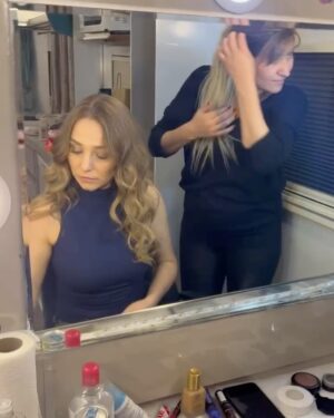 Elvan Dişli Instagram - Şimdiden özlediğim ailem 🫶🏻Biz çekerken çok eğlendik 🤪