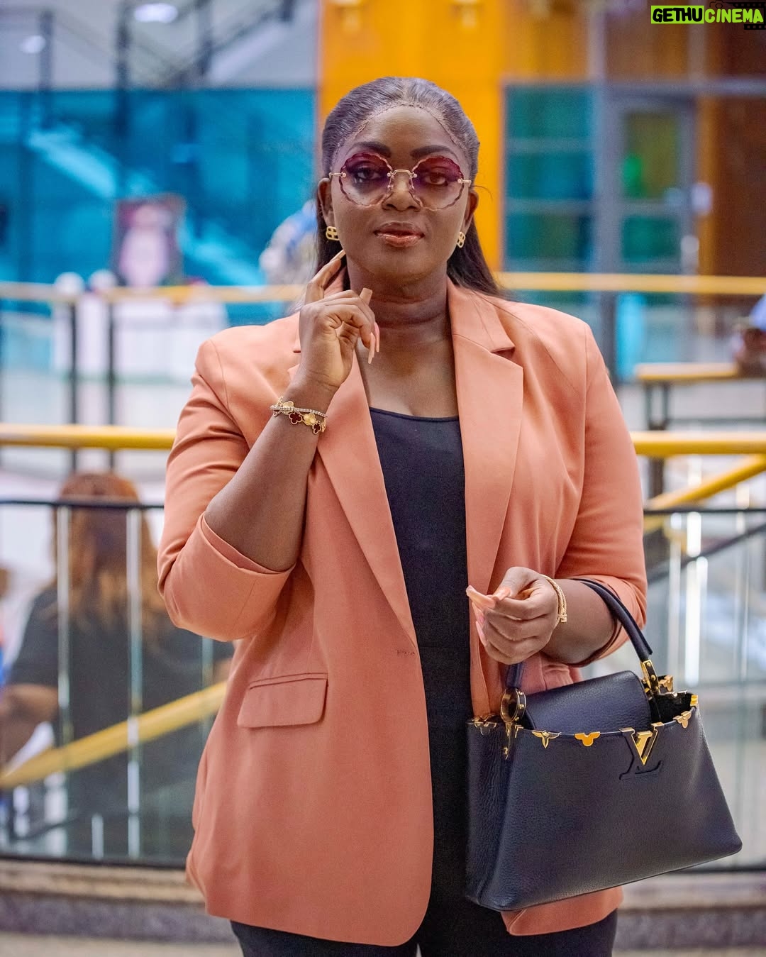 Eniola Badmus - 31.1K Likes - IN GOD I TRUST…………
Cc @jakedee
Picture by @ebuka_fabian