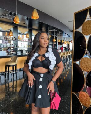 Erica Nlewedim Instagram - Baby I’m a natural flex 💋
@legendnigeria