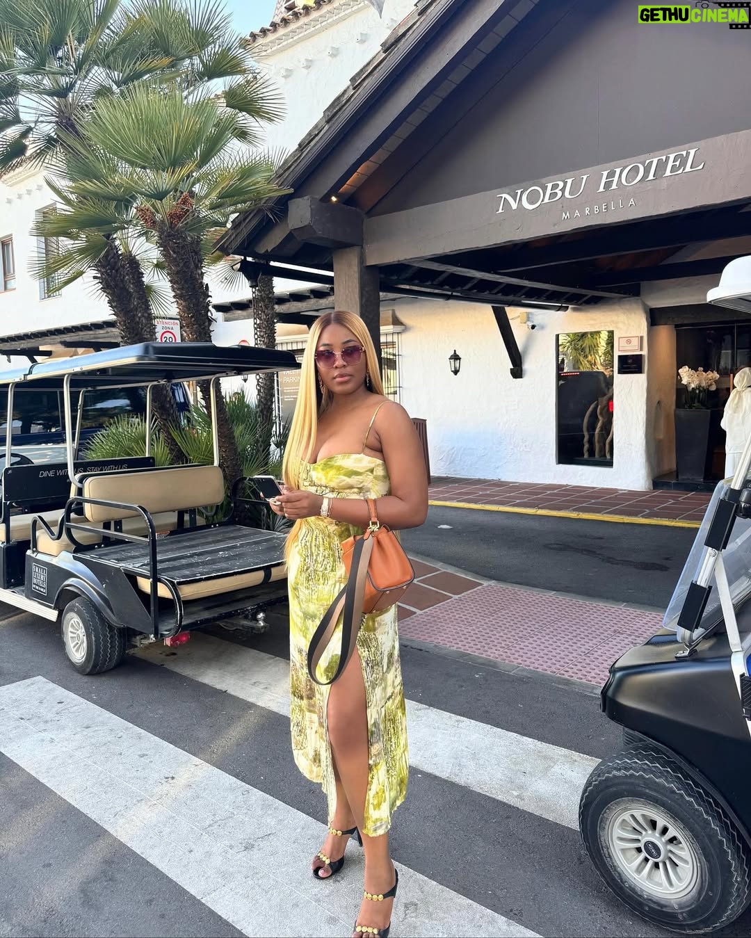 Erica Nlewedim - 67.5K Likes - Vacation dump
Monaco
Marbella
Switzerland
London
@travelbeta