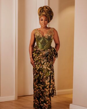 Erica Nlewedim Instagram - Out for @its.priscy 🩷🩷
Dress @artalia_atelier 
Styling @momentsbysbr  @style_by_ruvero 
Makeup @kim_beautystudio 
Gele artiste @oni_gele 
Photographer @tosinjoshweddings