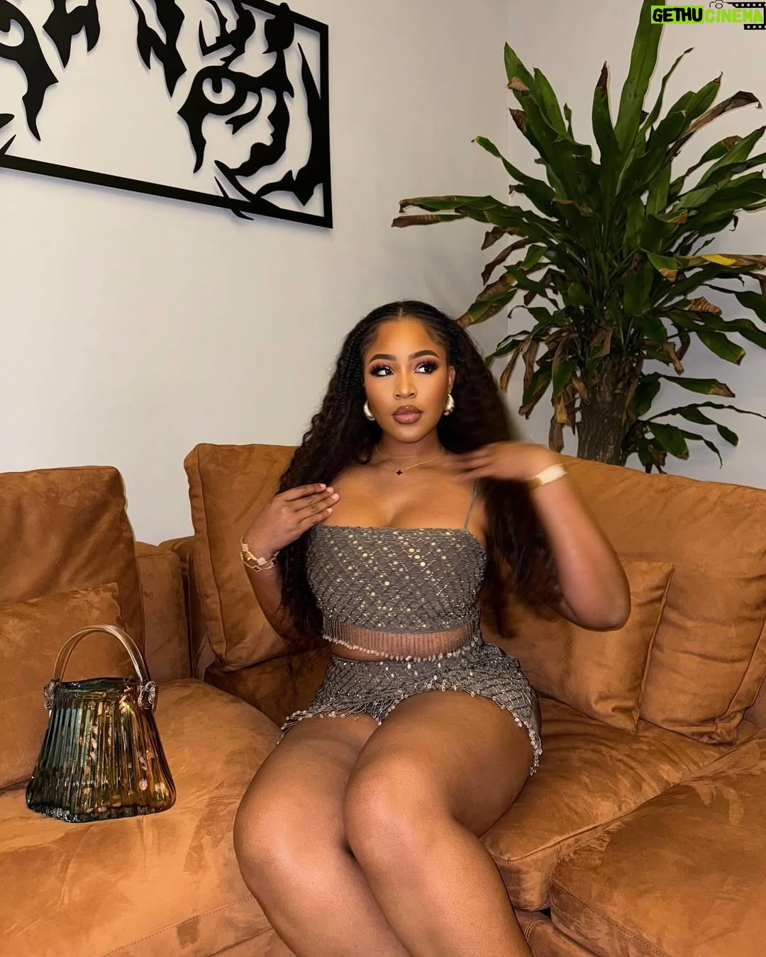 Erica Nlewedim - 72.1K Likes - one of one, who am i competing with?
@legendnigeria 😉