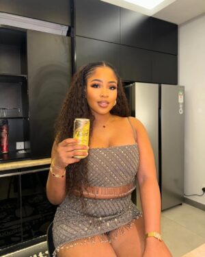 Erica Nlewedim Instagram - one of one, who am i competing with? 
@legendnigeria 😉