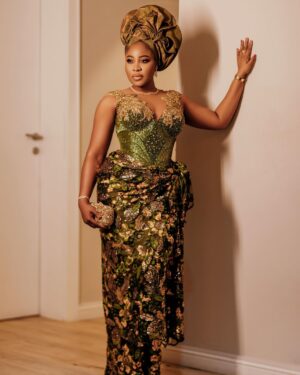 Erica Nlewedim Instagram - Out for @its.priscy 🩷🩷
Dress @artalia_atelier 
Styling @momentsbysbr  @style_by_ruvero 
Makeup @kim_beautystudio 
Gele artiste @oni_gele 
Photographer @tosinjoshweddings