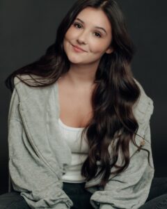 Actress Eva Ariel Binder HD Photos and Wallpapers May 2025
