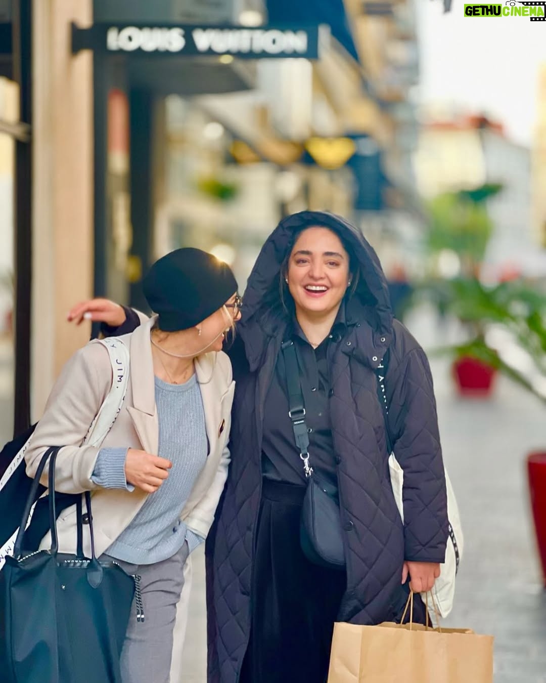 Most liked Instagram photo of Fariba Naderi