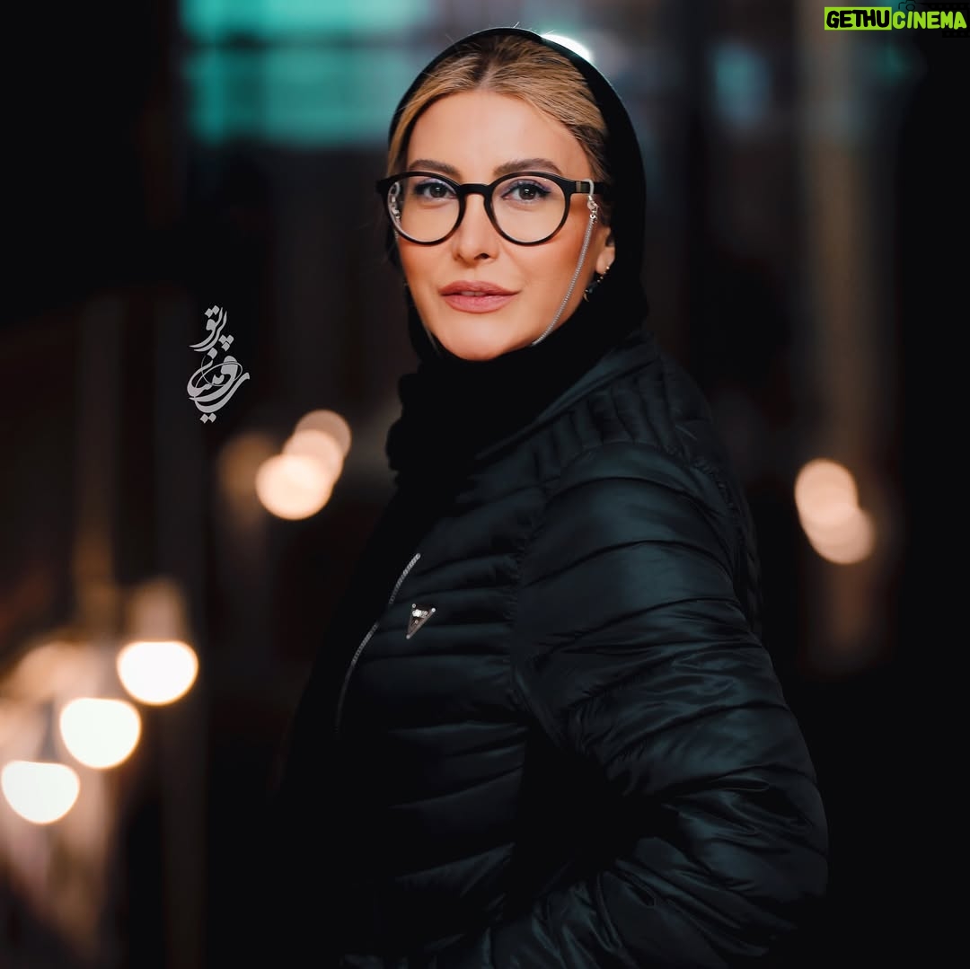 Fariba Naderi - 3 Likes - یك سري آدما تو ناخودآگاهشون دارن خودشونو با شما مقایسه میکنن و ازتون میبازن ،سر همینه بی دلیل ازتون متنفرن
حال دل همتون خوب باشه عزيزانممم الهي ، 🩷🩷 #فريبا_نادري #عشقِ #كار #خانواده #بازيگر #faribanaderi #faribanaderi #actress #actress #lifestyle #iran @fariba_naderi__ @fariba_naderi__