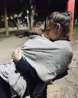 Foteini Atheridou Instagram - Όλη μου η ζωή άλλαξε , όταν ανακάλυψα τη δύναμη που έχω μέσα μου και την είχα για εσάς…

Τώρα ξέρω τι απάντηση να δώσω … κι αν δε ξέρω θα τη μάθω!

Τιμή μου να είμαι μαμά σας ! 

Χρόνια πολλά σε όλες τις μαμάδες ❤️ να μας χαίρονται #happymothersday❤️❤️❤️ #love #courage #myboys