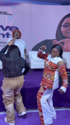 Funke Akindele Instagram - It is settled now!!! @funkejenifaakindele is the biggest lover of ONE BY ONE 🔥💃🏾💃🏾💃🏾. Thank you so much Ma for showing me so much love ❤️❤️❤️❤️

Had such an amazing time at THE CREATIVE BLUEPRINT MASTERCLASS. It was so enlightening❤️❤️❤️❤️. The vibe was 100%🔥

Agba stepper @big_boluke_ 💃
🎥: @_juicyjeff1_ 

#merchantofmelodies #thecreativeblueprintwithfunkeakindele #looking4ladé